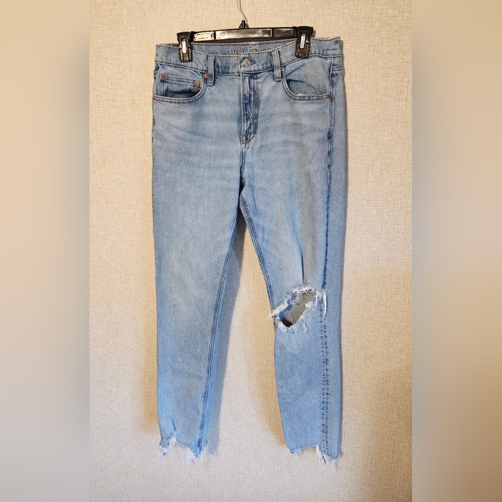 American Eagle Outfitters Light Blue Ripped Straight Leg Jeans
